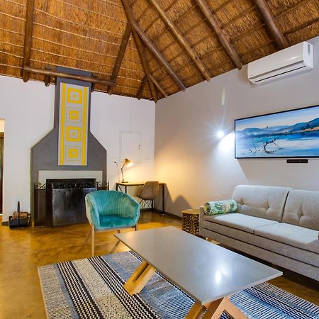 Ivory Tree Game Lodge พีลาเนสเบิร์ก ภายนอก รูปภาพ
