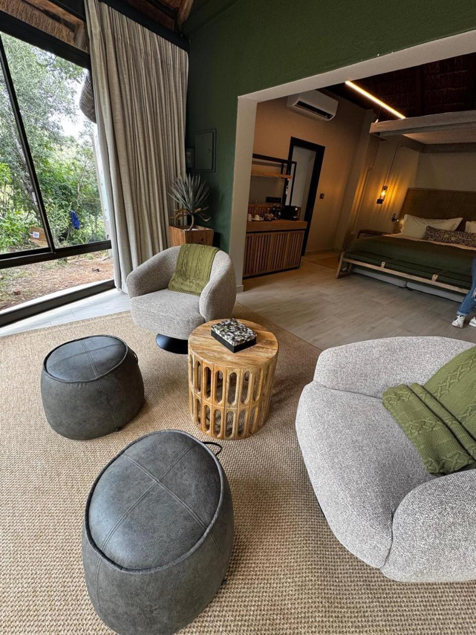 Ivory Tree Game Lodge พีลาเนสเบิร์ก ภายนอก รูปภาพ
