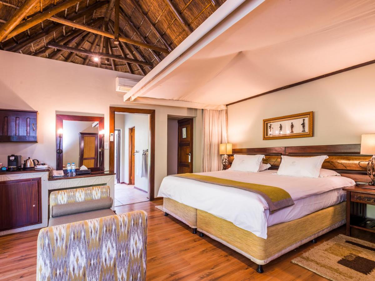 Ivory Tree Game Lodge พีลาเนสเบิร์ก ภายนอก รูปภาพ